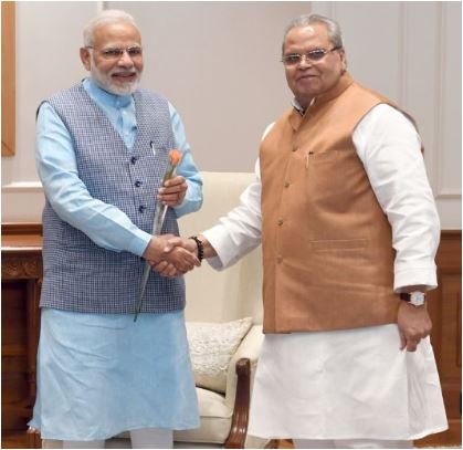 Satya Pal Malik with pm